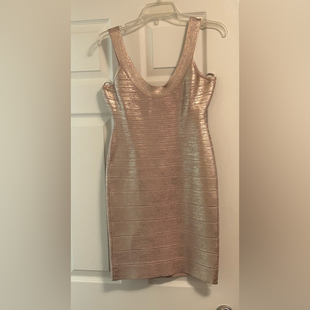 Herve leger rose shimmer short dress - Picture 3 of 7